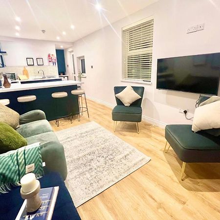 Ferienwohnung Gorgeous Newly Renovated 2 Double Bed Flat Swansea Exterior foto