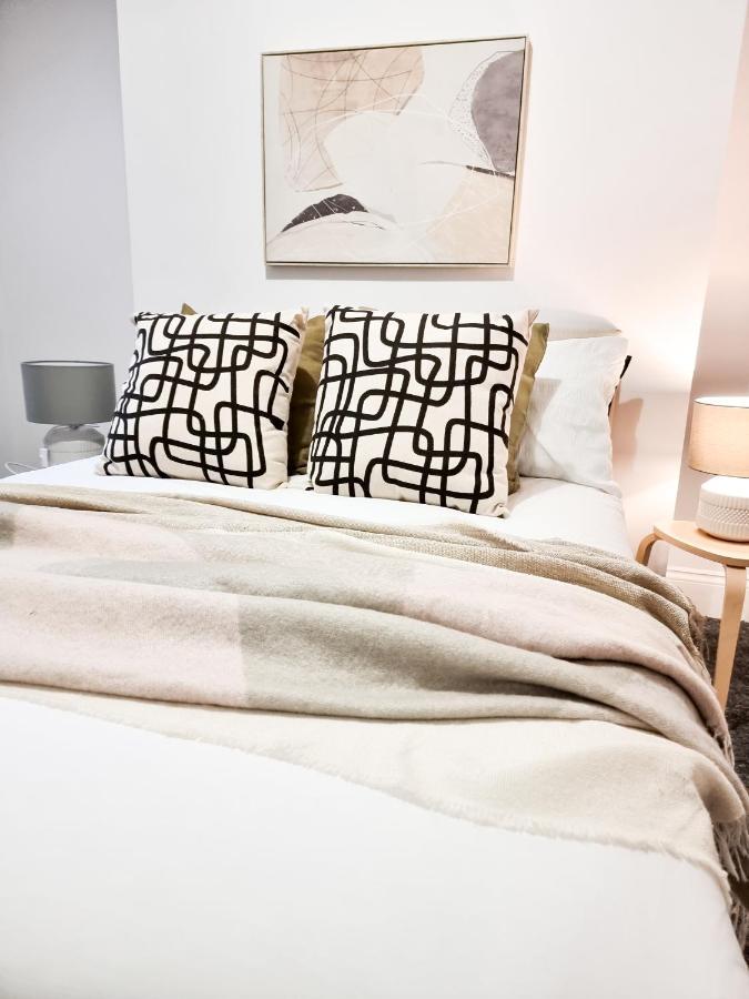 Ferienwohnung Gorgeous Newly Renovated 2 Double Bed Flat Swansea Exterior foto